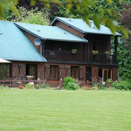 Spruce Lake Sauviat-sur-Vige Exterior photo